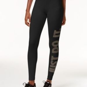 Nike Leg-A-See active leggings